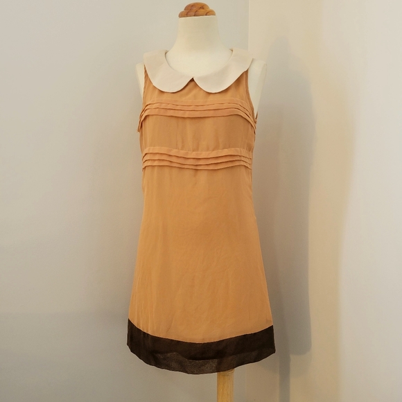 Alythea Dresses & Skirts - Modcloth Alythea Peterpan Collar Dress